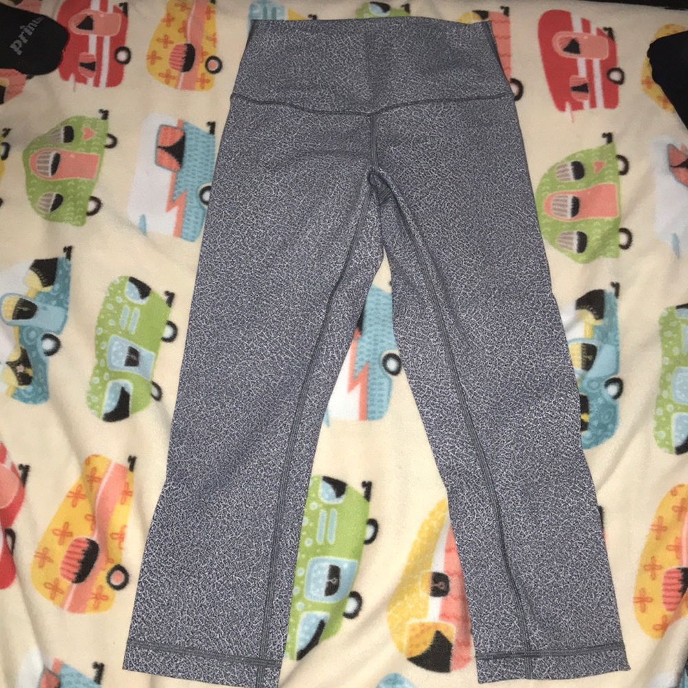 Lululemon Wunder Under Cropped